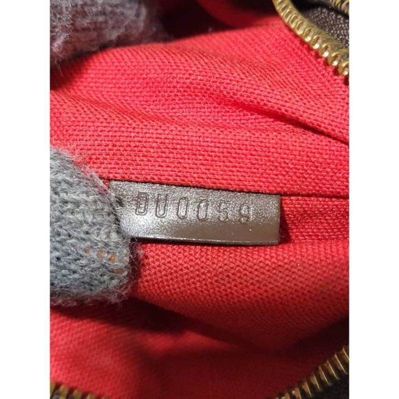 Authentic LOUIS VUITTON Damier Canvas Bloomsbury GM Bag - Picture 7 of 15